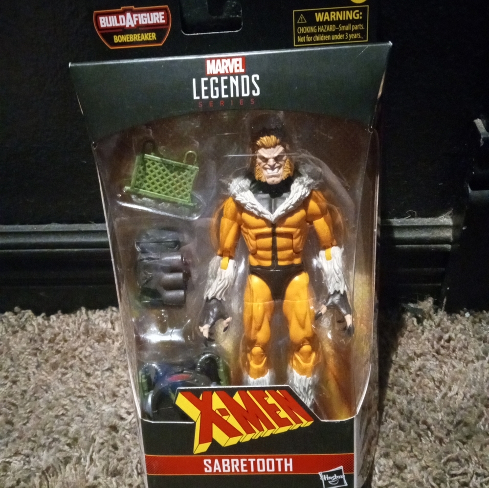 Marvel legends Sabertooth